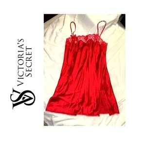 BNWOT Victoria Secret Fire Red Satin Slip. Large